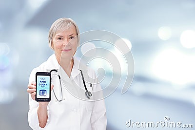Doctor mobile phone pain diary app Stock Photo