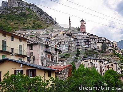 Dolceaqua - Scenic view of famous Castle Castello dei doria and ancient roman bridge ponte vecchio in Liguria Stock Photo