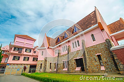 Domaine de Marie Mai Anh pink church side view Da Lat, Vietnam Stock Photo