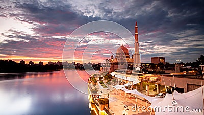 Morning scene at Putra Mosque in putrajaya with reflection cloud and sky. Stock Photo