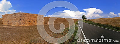 Dry agriculture land in contrast to a distant storm cloud during a heatwave in central Europe in jully 2018 Stock Photo