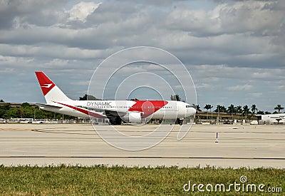 Dynamic Airways Boeing 767-200 jet Editorial Stock Photo