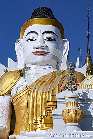 Yan Aung Nan Aung Hsu Taung Pri Pagoda near the town of Nyaungshwe - Myanmar Stock Photo