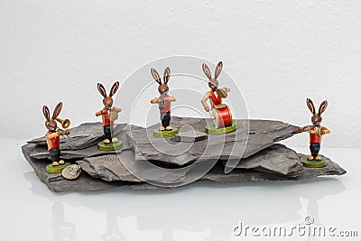 A easter bunny big band play musik on a rock Stock Photo