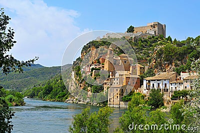 The Ebro River and the old town of Miravet, Spain Stock Photo