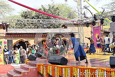 Editorial: Surajkund,Haryana,India:Feb 06th, 2016:Local Artists from african gujrat community performing dance arts Editorial Stock Photo