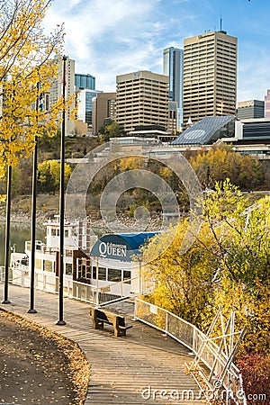 Edmonton Queen river board on downtown backgrounf in gold fall season Editorial Stock Photo