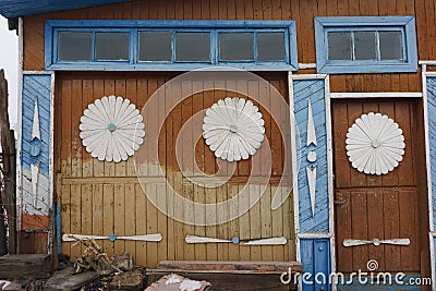 Ekaterinburg, Russian Federation - February 11, 2018: facade of the old house. Ancient Russian wooden architecture. Stock Photo