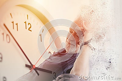 Elder time countdown to Alzheimer and Dementia disease loss their mild memory and family life concept Stock Photo