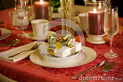 Elegant Christmas table setting in red Stock Photo