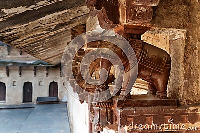 Elephant detail decorative of Jahangir Mahal or Orchha Palace Stock Photo