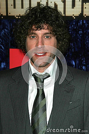 Elliot Yamin arriving at the 2007 MTV Video Music Awards. The Palms Hotel And Casino, Las Vegas, NV. 09-09-07 Editorial Stock Photo