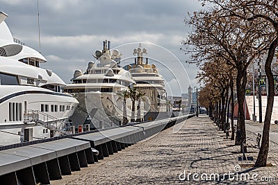 Empty Barcelona after confination for coronavirus Editorial Stock Photo