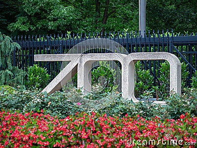 Entrance zoo sign at the Smithsonian National Zoo Editorial Stock Photo