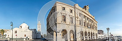 Ernesto Che Guevara Boulevard low angle view of Algiers Stock Photo