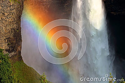 Helmcken Falls, Wells Gray Provincial Park, Rainbow at Thundering Waterfall, Cariboo Mountains, British Columbia, Canada Stock Photo