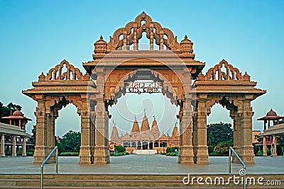 Exterior View Of Akshar Dwar Baps Swami Narayan Temple Editorial Stock Photo