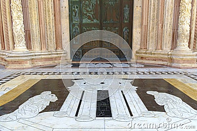 Facade of the Duomo, Siena, Tuscany, Italy Editorial Stock Photo