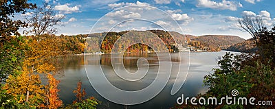 Fall colors on Cheat Lake Morgantown Stock Photo