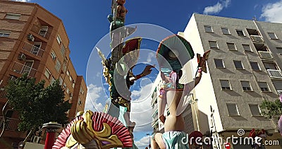 Falla DE Valencia, Spanje, het Reizen van 14-3-2017 van een beeldhouwwerk van de vieringen van Valencia stock video Falla DE Valencia, Spanje, het Reizen van 14-3-2017 van een beeldhouwwerk van de vieringen van Valencia stock video