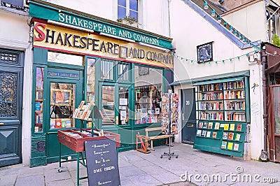 The famous Shakespeare and Company bookstore Editorial Stock Photo