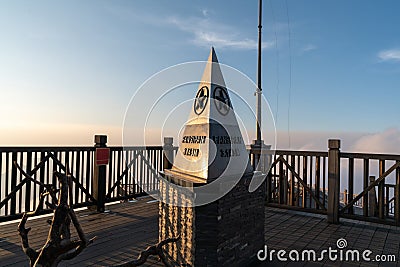 Fansipan peak, the highest view point of Fansipan, the highest mountain in Indochina. Popular travel destination in Sapa, Lao Cai Stock Photo