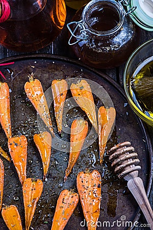 Farm fresh baby carrots roasted with honey Stock Photo