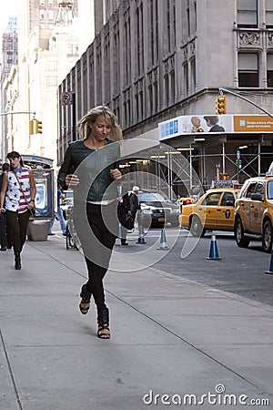 Fashionable woman in New York Editorial Stock Photo