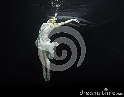 bellerina underwater Stock Photo