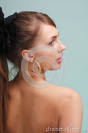 https://thumbs.dreamstime.com/x/female-profile-8979960.jpg