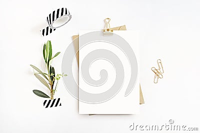 Feminine stationery, desktop mock-up scene. Blank greeting card, craft envelope, washi tape and golden paper, binder Stock Photo