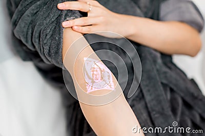 Finding veins with vein scanner Stock Photo