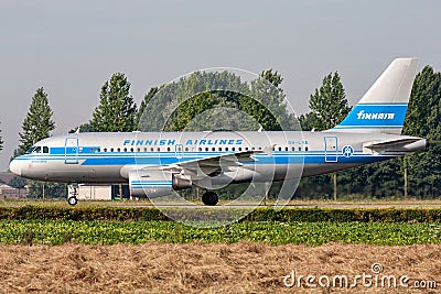 Finnair Airbus A319-100 Editorial Stock Photo