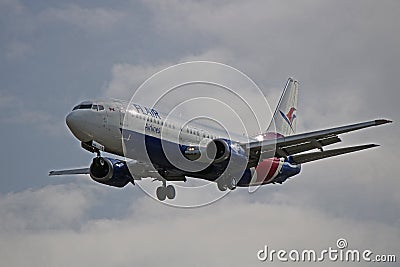 Flair Airlines Boeing 737-400 With 2017-2019 Livery Landing At Toronto Editorial Stock Photo