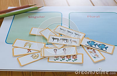 flashcards on table in class Stock Photo