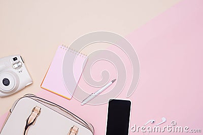 Flat lay of female fashion accessories and white handbag on past Stock Photo