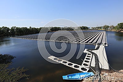 Floating Solar PV System under construction Stock Photo