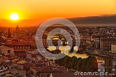 Florence, Arno River and Ponte Vecchio, Italy Stock Photo