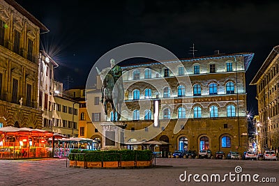 FLORENCE, ITALY, MARCH 15, 2016: night view of the Equestrian statue of Cosimo I de' Medici on the Piazza della Editorial Stock Photo