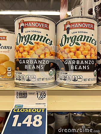 Food Lion Grocery store interior Hanover organic garbanzo beans Editorial Stock Photo