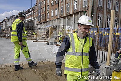 FOREIGN METRO CONSTRUCTION WORKERS Editorial Stock Photo