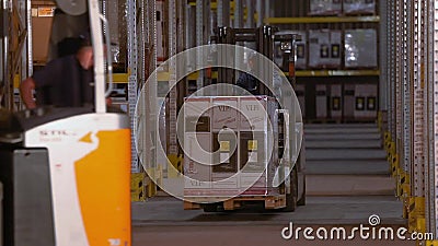 Forklift Stock Footage Videos 3 053 Stock Videos