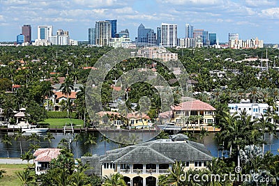 Fort Lauderdale skyline and adjacent waterfront homes Stock Photo