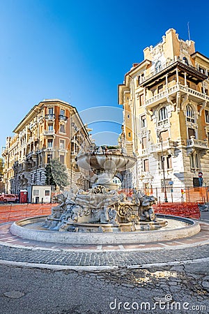Fountain of the Frogs at Quartiere Coppede square in Rome Stock Photo