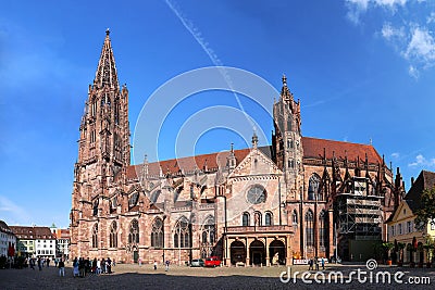 Freiburg minster without scaffoldingFreiburg minster without scaffolding on the tower Editorial Stock Photo