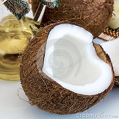 Fresh close up coconut and oil for alternative therapy Stock Photo