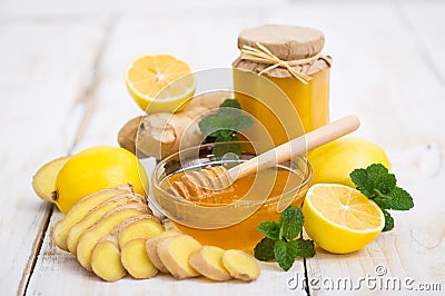 Fresh honey, ginger and lemon Stock Photo