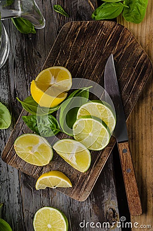 Fresh lime and lemons, ready to serve in drink Stock Photo