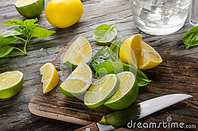 Fresh lime and lemons, ready to serve in drink Stock Photo