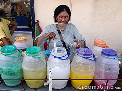 Fruit juice vendor in antipolo city philippines in asia Editorial Stock Photo